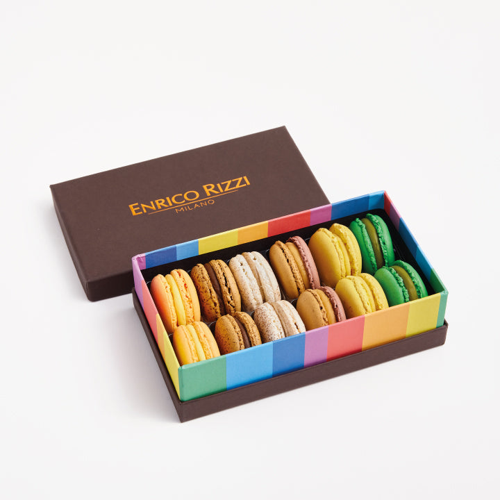 Macarons box collection "Journey through the World"